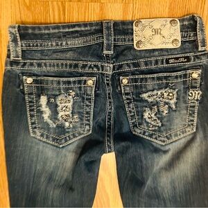 Miss Me Distressed Skinny Women’s Jeans w/Rhinestone and embroidery  size 25